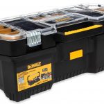 Caja para herramientas 24” con organizador DeWalt